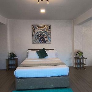 Deluxe Family Suite